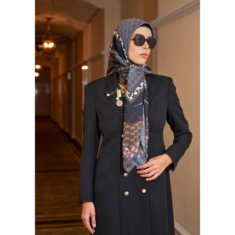 PL Solea Scraf by vivi zubedi