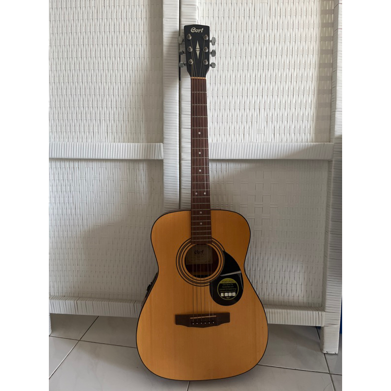 Sewa Gitar Cort CE304T
