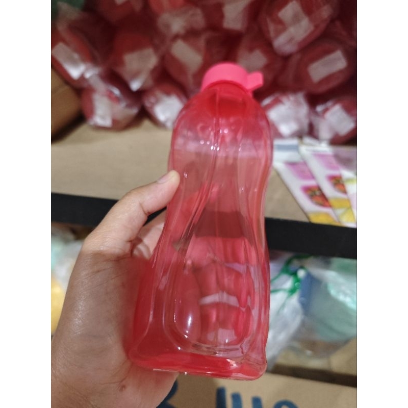 Tupperware Botol minum 500ml tutup putar