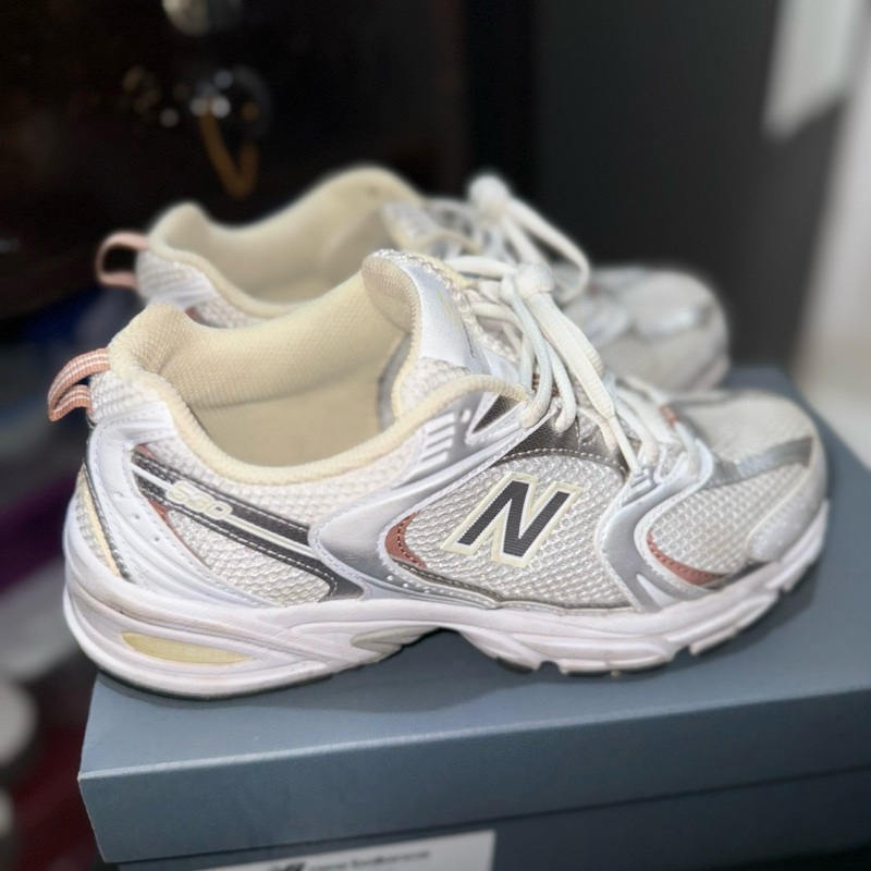 NEW BALANCE 530 Running [ Preloved ]