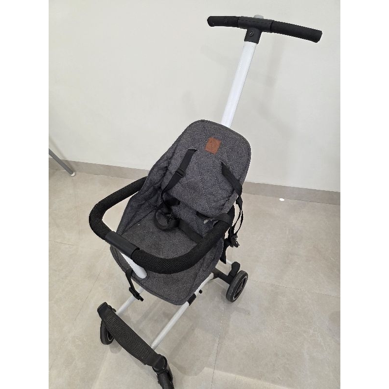 Baby elle rider stroller