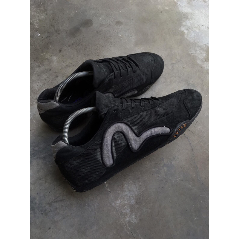 sepatu evisu rare series