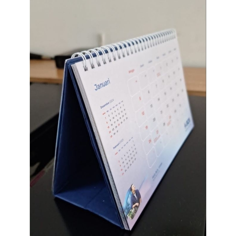 

Tatakan Kalender Meja