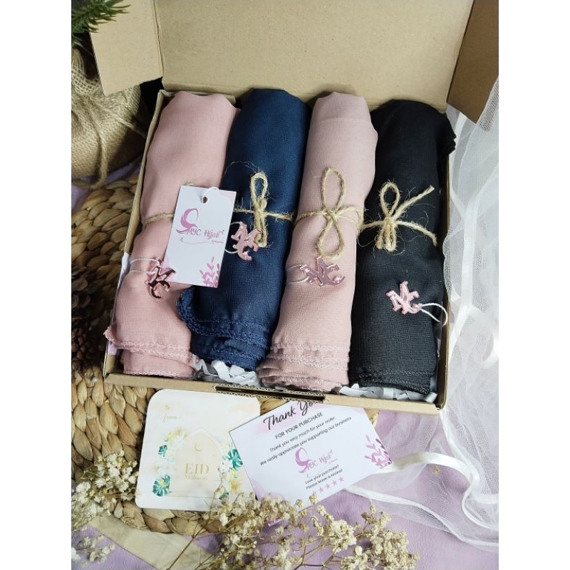 

Hampers scraf pollycoton polos by MYCLabel