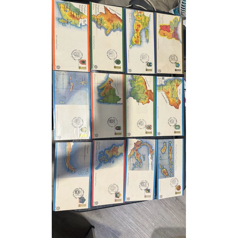 

[ONE SET ] BACA DESKRIPSI Perangko Filateli Seri Lambang Propinsi 13 pcs SHP Tahun 1982