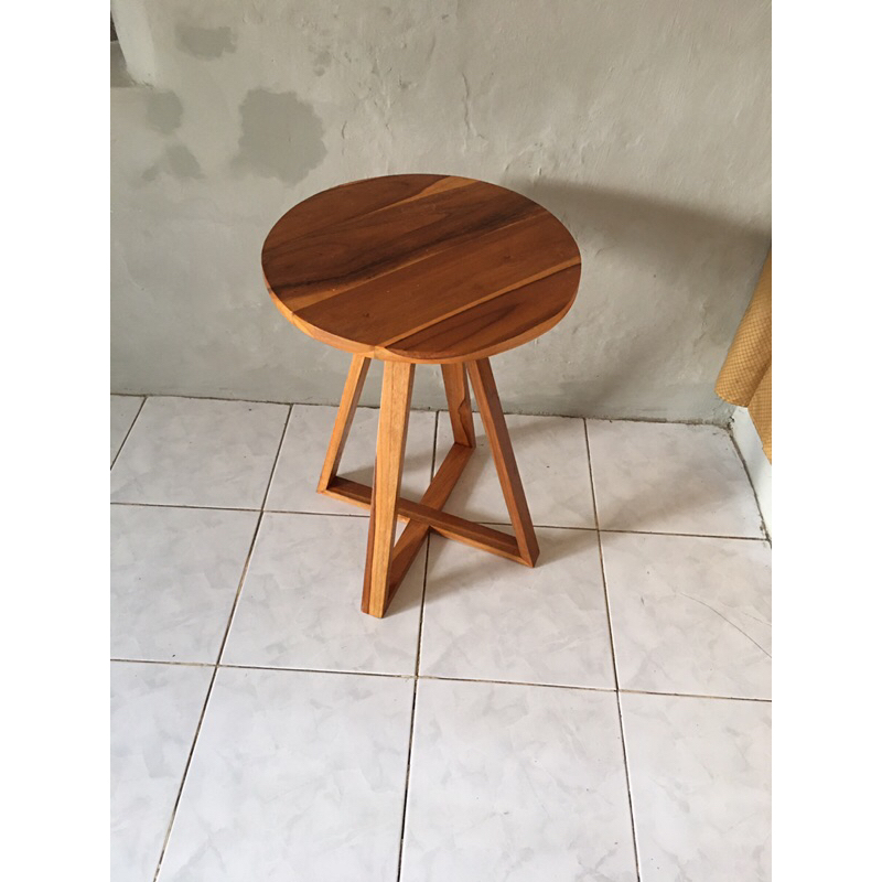 MEJA BULAT| MEJA KAYU JATI| MEJA KAYU JATI BULAT| MEJA POJOK| MEJA TERAS| MEJA MINIMALIS| MEJA CAFE|