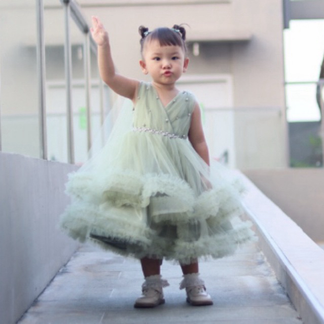 preloved dress pesta bayi