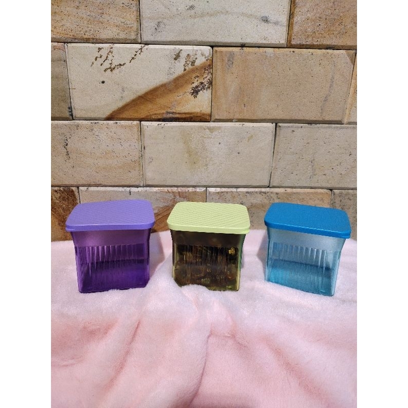 Mini Family Mate Tupperware