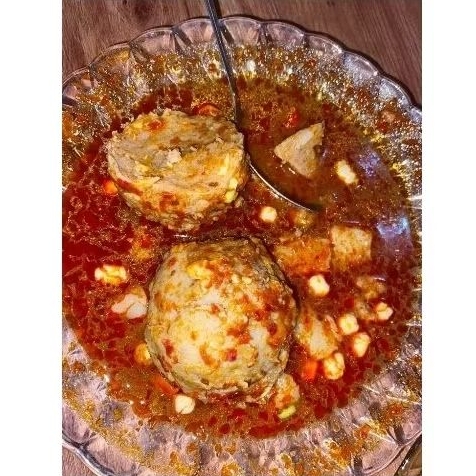 

PENTOL KRIWILL DAGING URAT/ pentol kriwill/tahuu isi/di padukan dengan bumbu khas dan sambel pedass