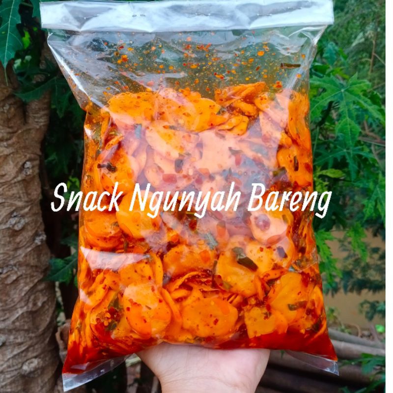 

SEBRING KERUPUK OREN PEDAS DAUN JERUK 500 gram