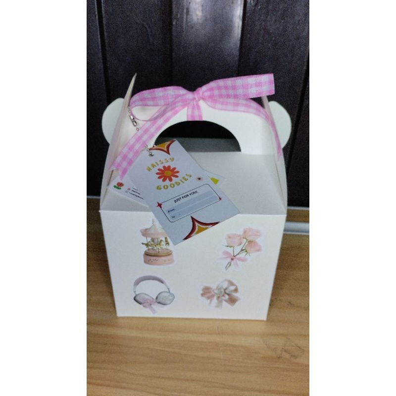 

Gift Gable Box