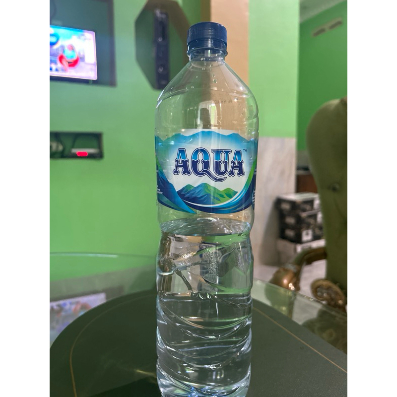 

Aqua botol 1500 ml