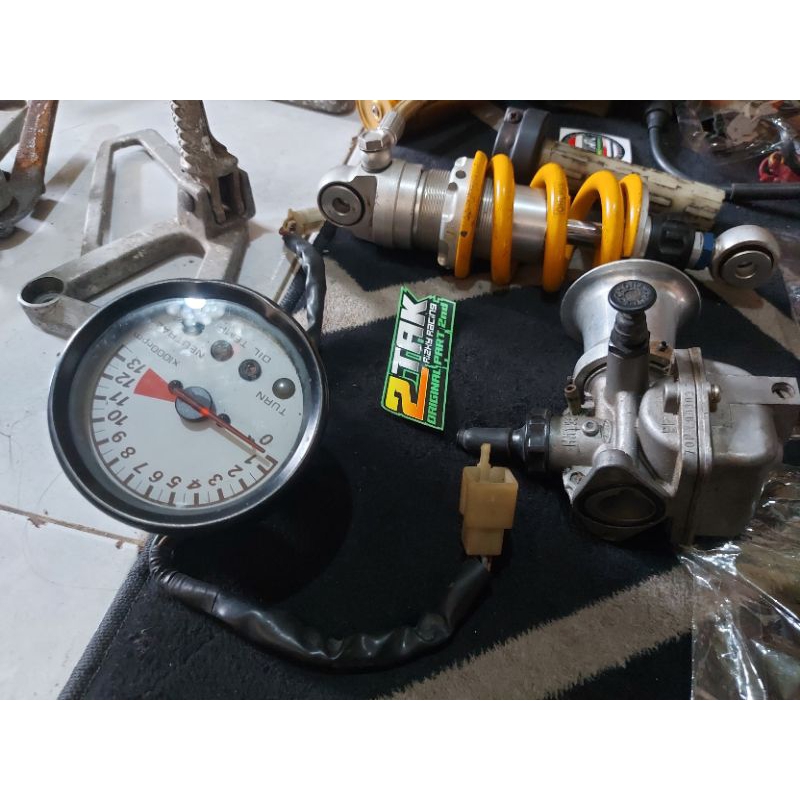 monoshock ohlins tabung pisah khusus nsr50 dan spion original nsr50.