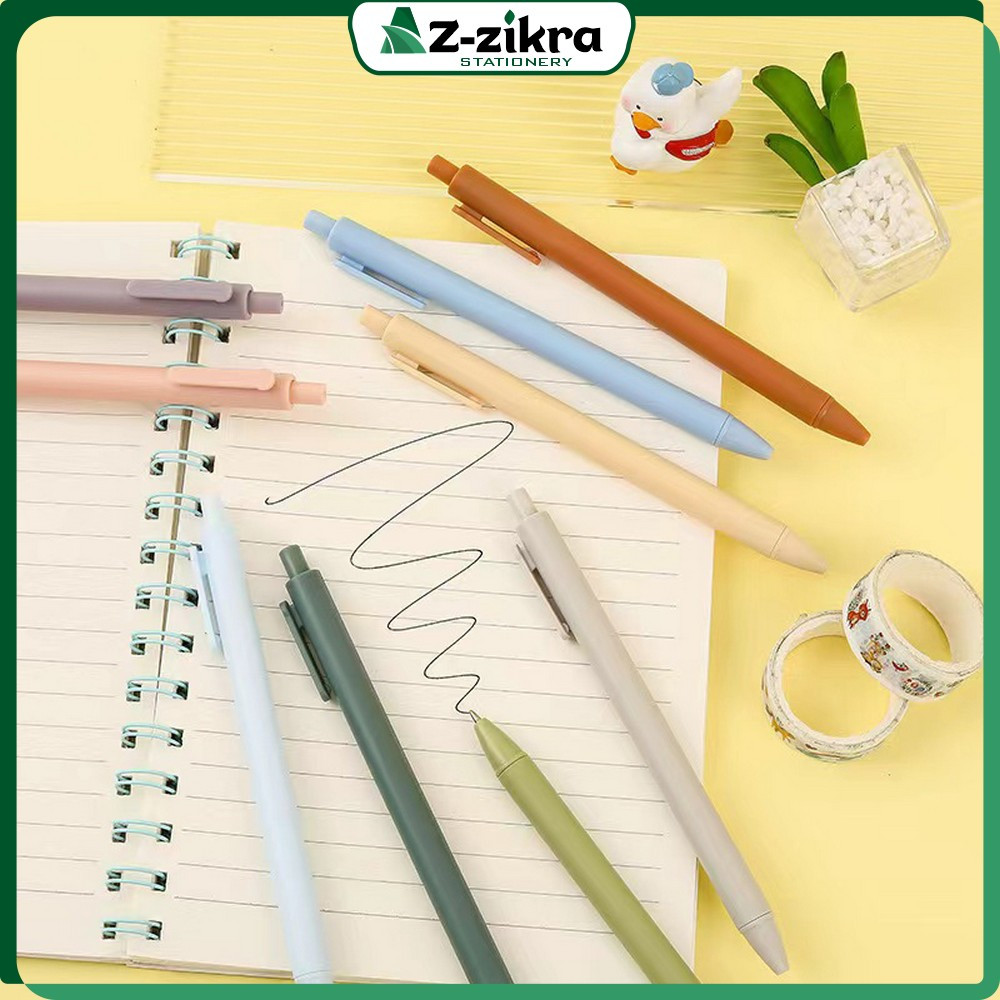 

Pulpen Gel Ink 0.5mm Macaron Tinta Hitam Alat Tulis Stationery / Pulpen Warna Warni Pastel Cetek Polos Az Zikra Stationery A120