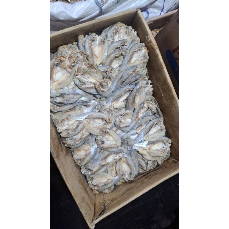 

ikan asin gulama gurih kering 100gr