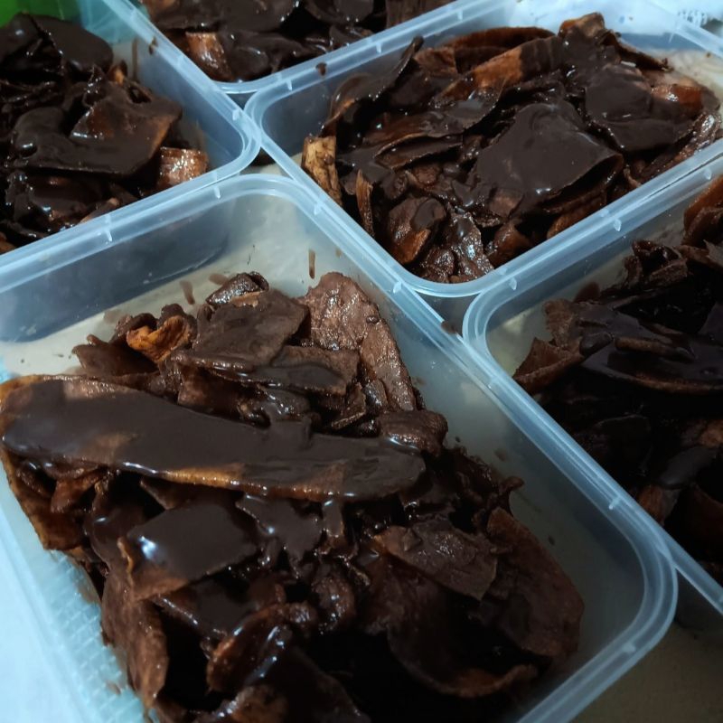 

Kripik pisang lumer rasa COKLAT || berat 120 gram, ukuran thinwall 500 ml