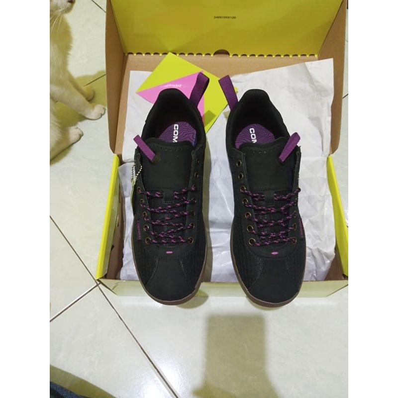 Compass Tribune 4884 Black