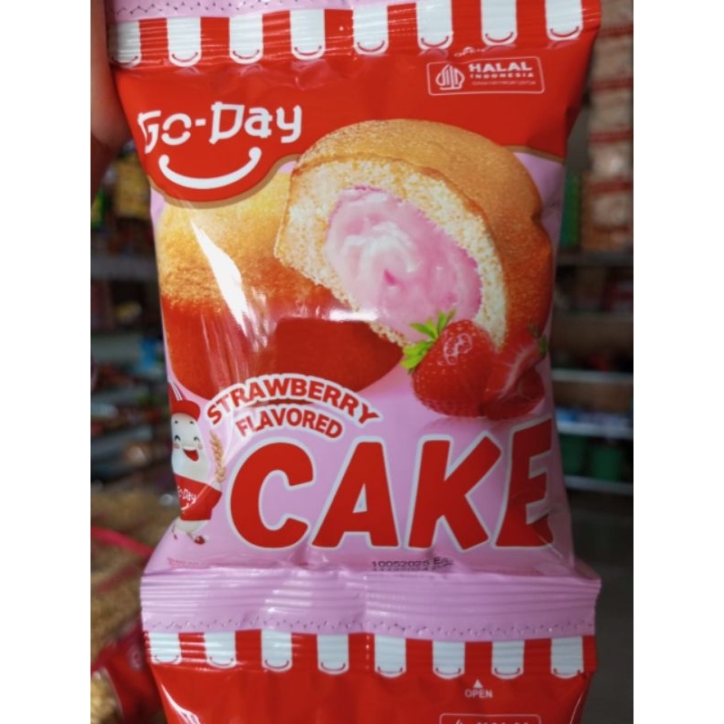 

Go-Day Cake 1 Pcs rasa Strawberry dan Custard