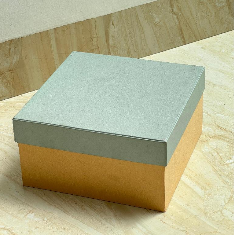 

Gift Box / Kardus Packing Uk 20x20x11