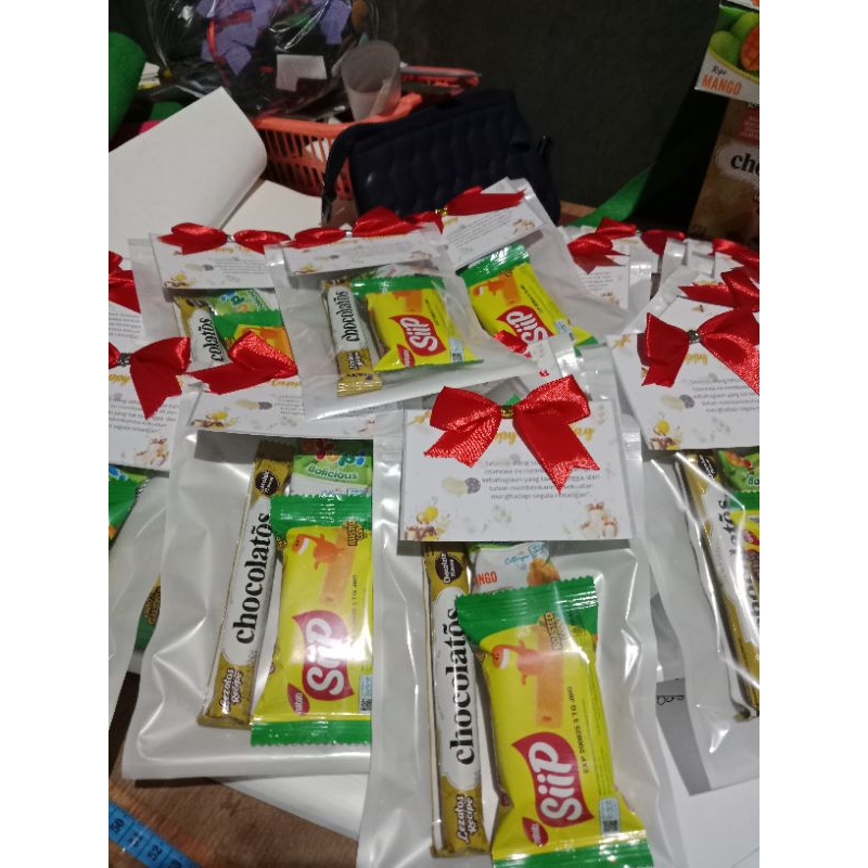 

mini gift hampers ulang tahun hampers valentine