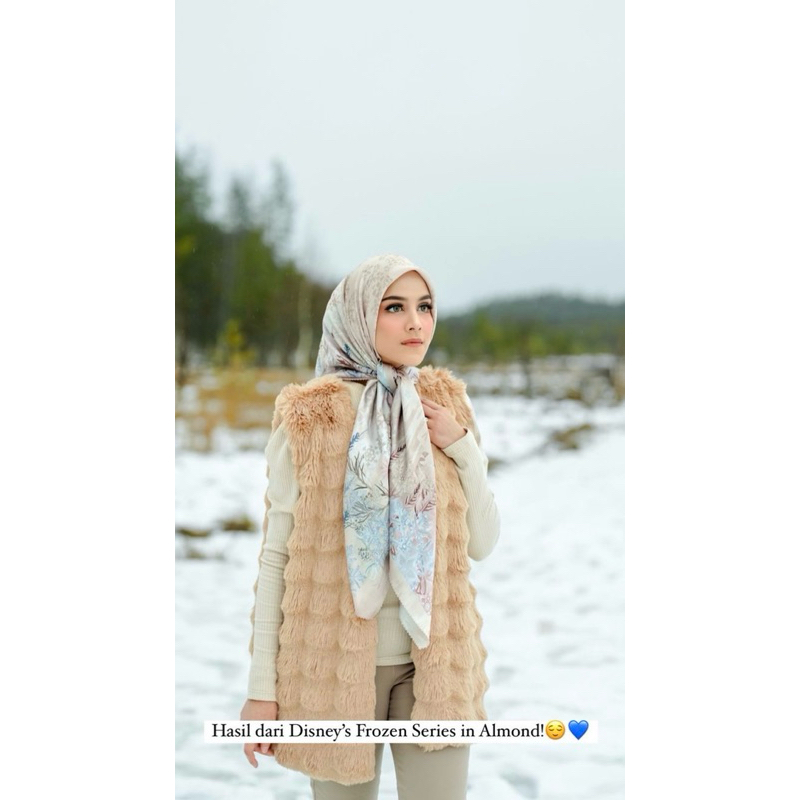 ButtonScarves Frozen || The Mermaid series || Thun series || Maharani Black