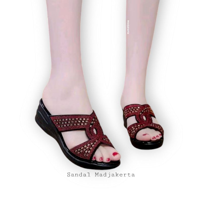 Sandal Wedges Wanita Slip On Mutiara Kekinian//Sandal Wedges Wanita Blink Viral//Sandal Wanita Pesta