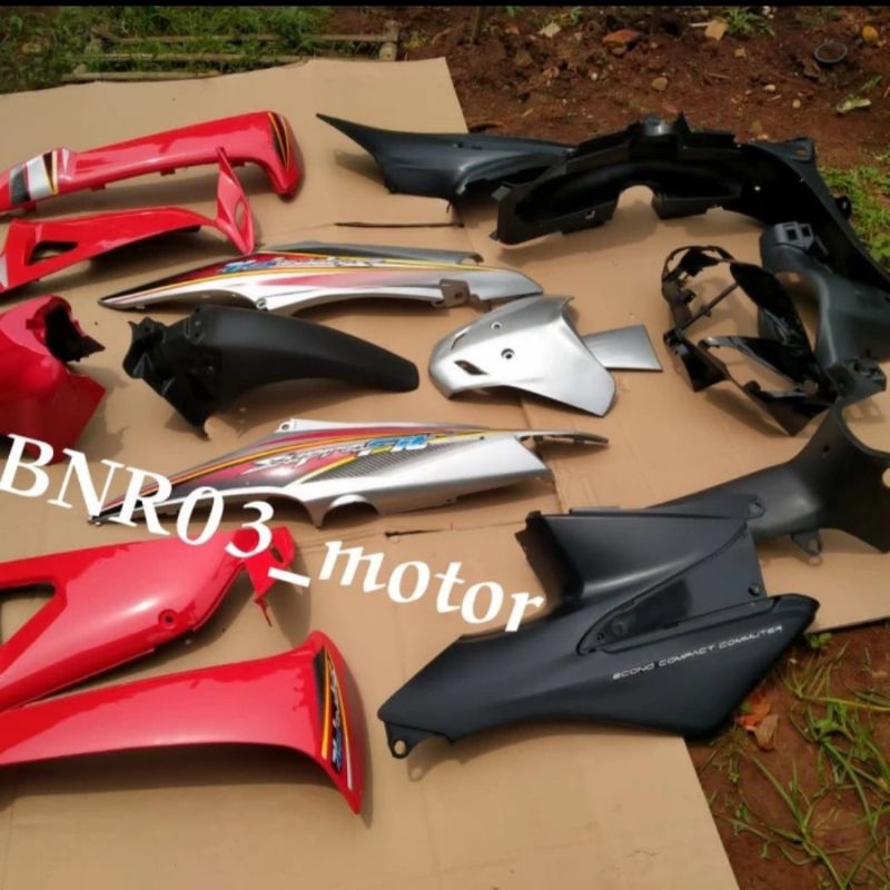 Full Body Halus Kasar Supra Fit New Fit X Fit S Warna Merah Silver Plus Striping