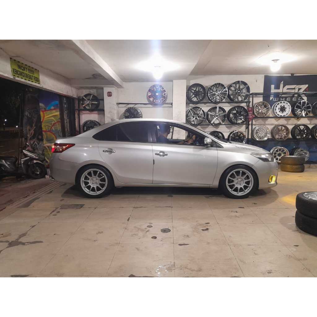 PAKET VELG PLUS BAN ACCELERA 205 45 R17 UNTUK MOBIL VIOS USE VELG HSR  BOROKO SRD RING 17