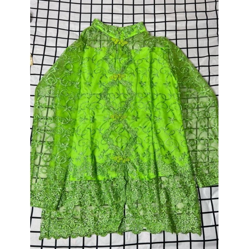 Kebaya Brokat hijau neon atasan preloved nego
