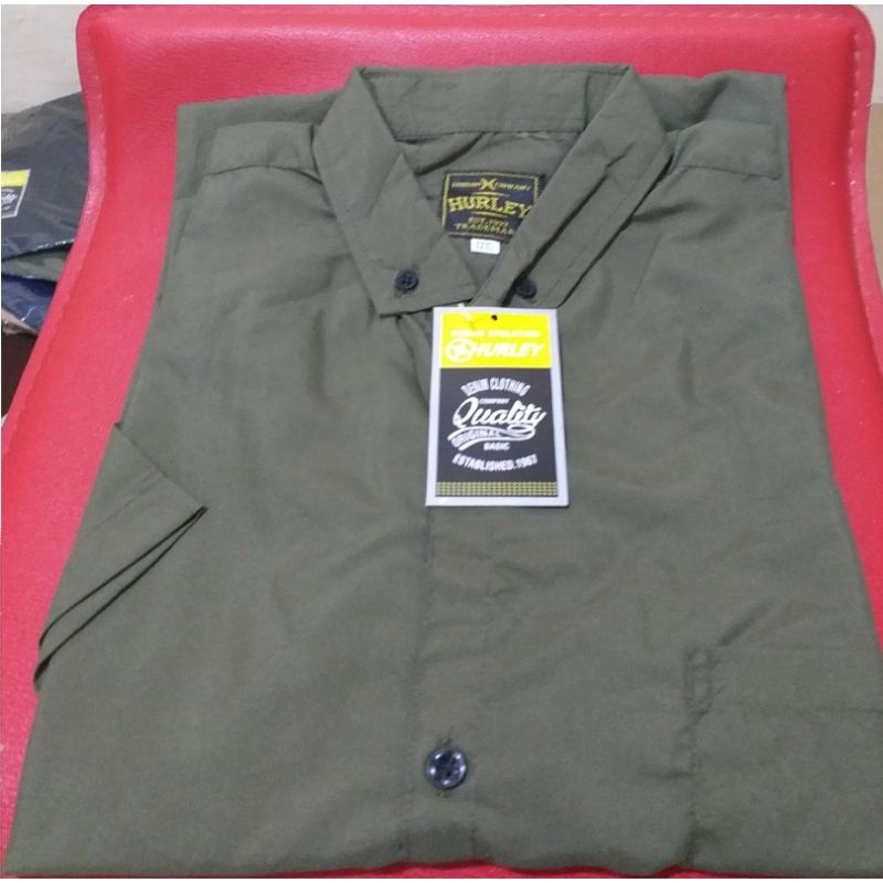 Kemeja Polos Pria Lengan Pendek Hurley