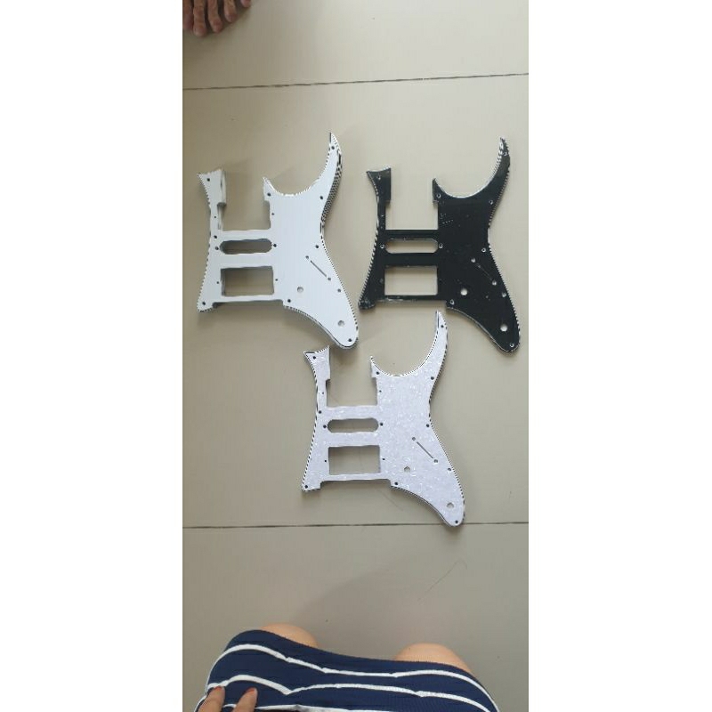 Pickguard gitar elektrik ibanez HSH