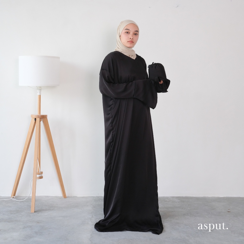 ASPUT - Lyra Black Mukena Abaya