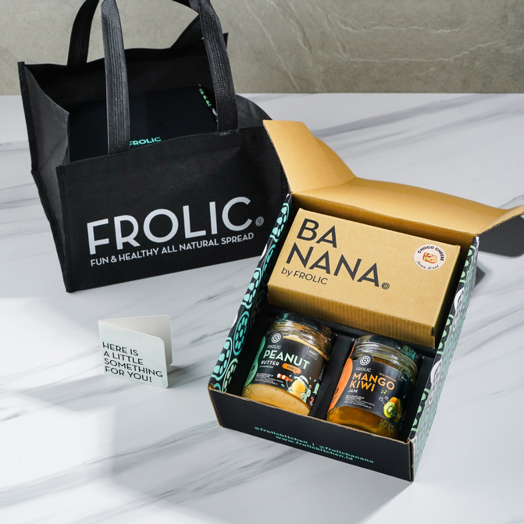 

FROLIC Gift Set Hadiah Parsel Bingkisan B (2 Selai, 1 Banana Bread, 1 Gift Card, 1 Gift Box)
