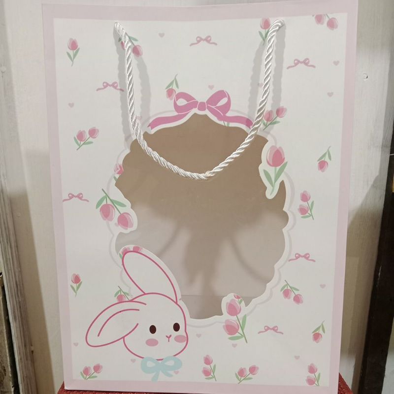 

paperbag kelinci tengah Mika ukuran 33×25, L12cm