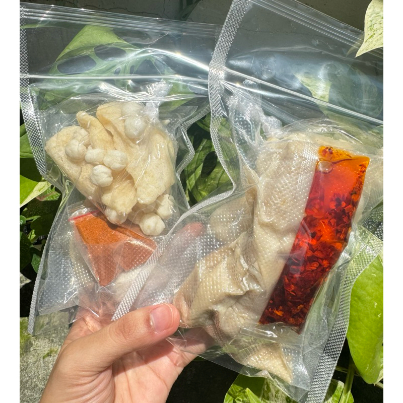 

Pangsit Kuah Chili Oil