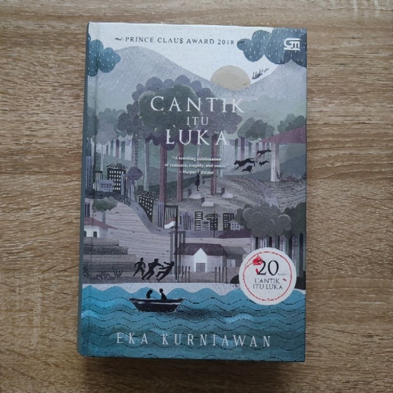 Novel Hard Cover Cantik Itu Luka