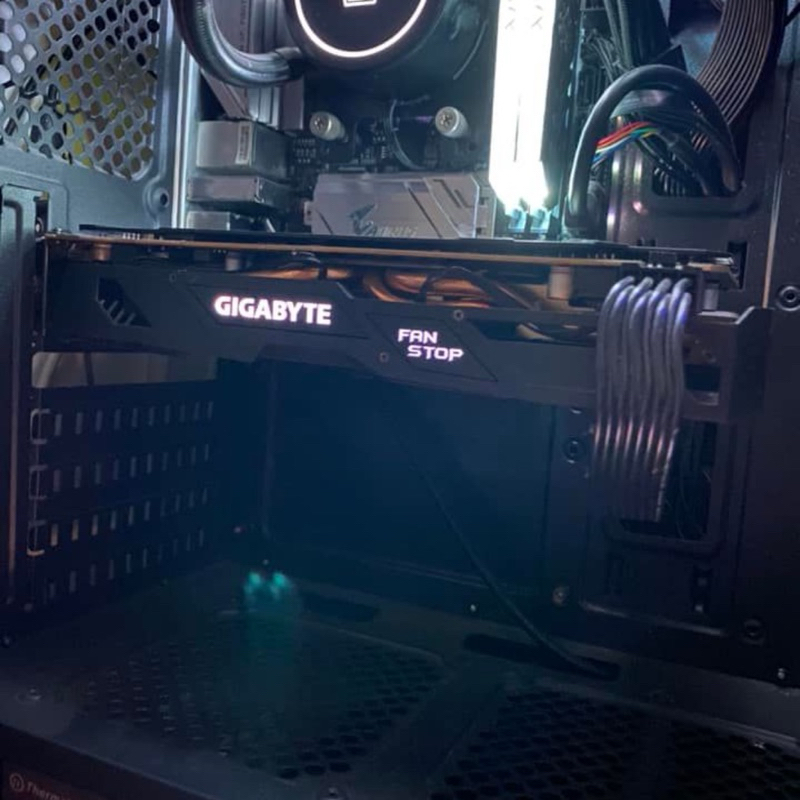 VGA RX 570 Gigabyte 4gb