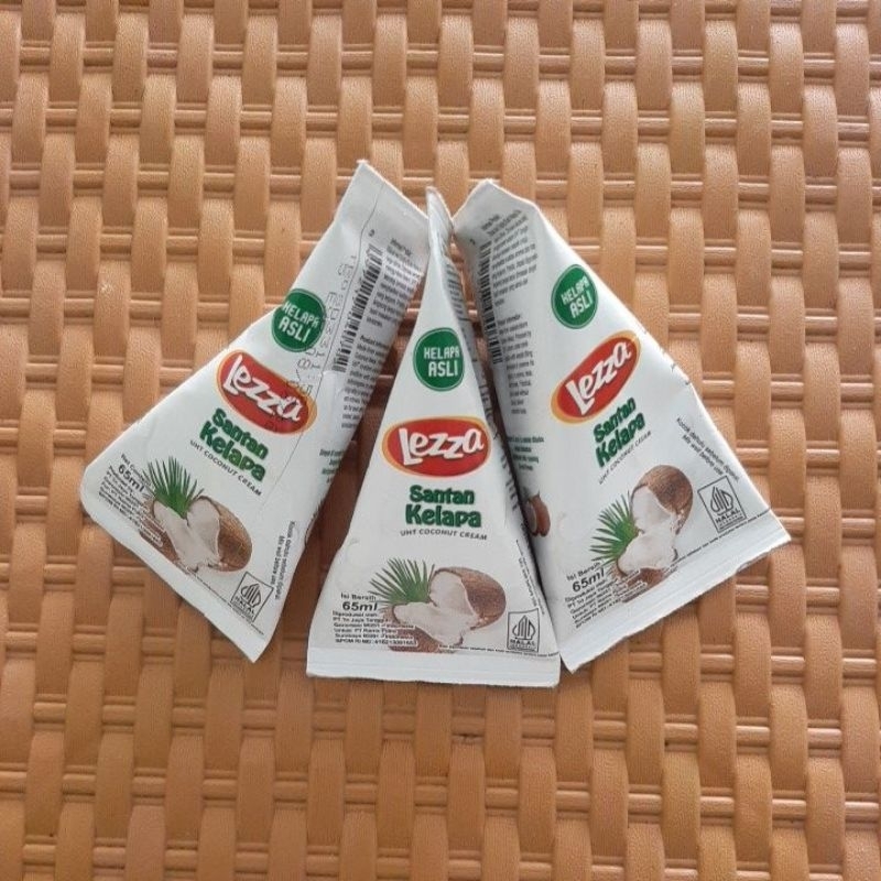 

SANTAN KELAPA LEZZA 《RANDOM 】 ISI 3 PCS