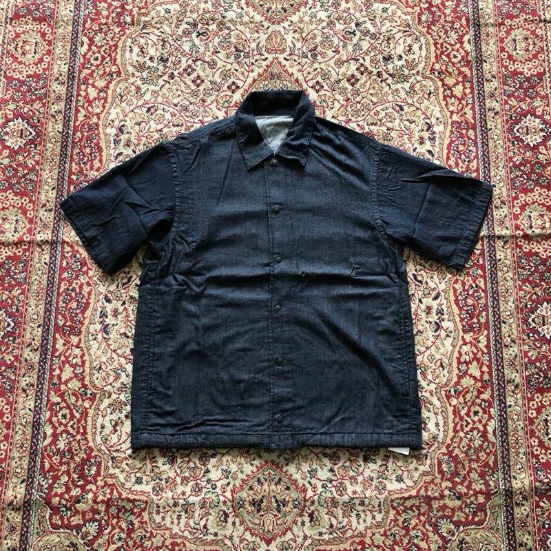 Kemeja Gu soft denim short sleeve oversized shirt HF361