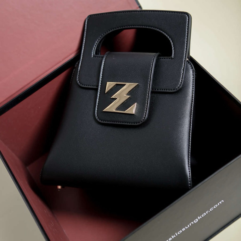 ZASKIA SUNGKAR BAG PRELOVED