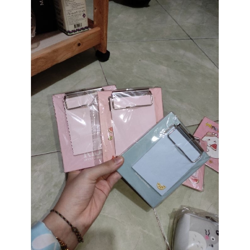 

BRAND NEW! Sticky notes + papan clip