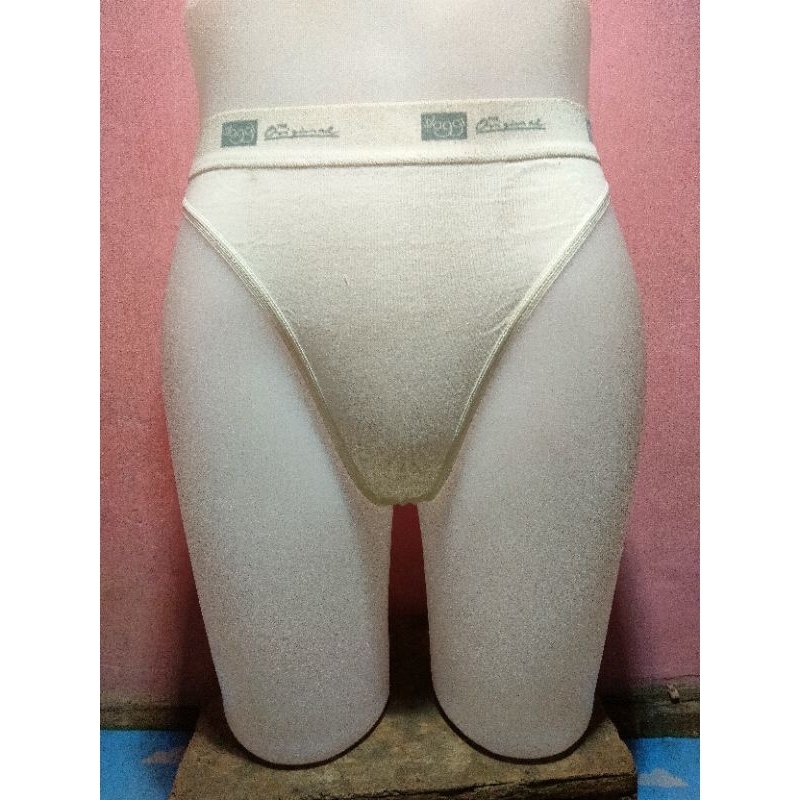 celana dalam wanita Triumph size M