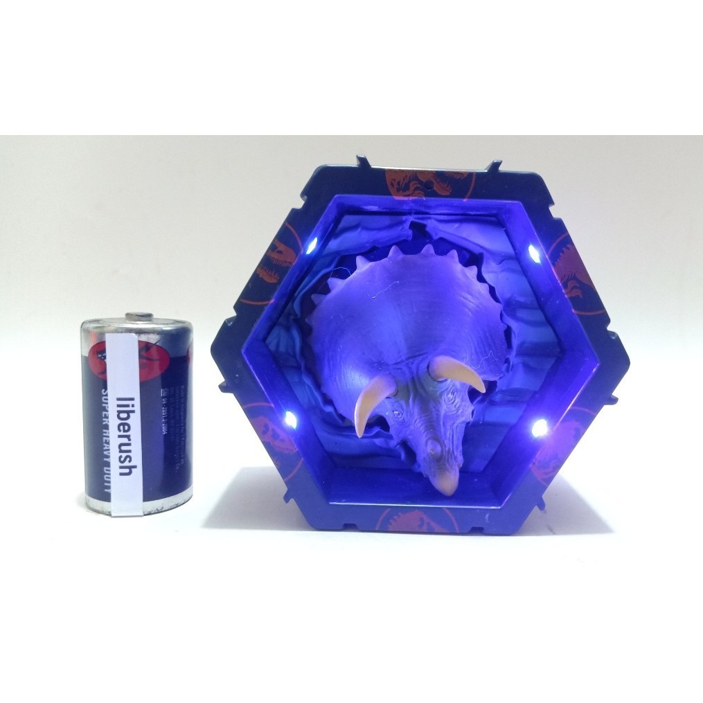 toys r us wow pods jurassic world dominion triceratops