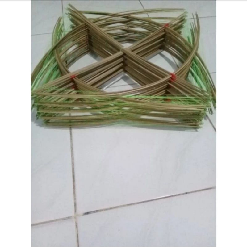 arku layangan Sukhoi petung