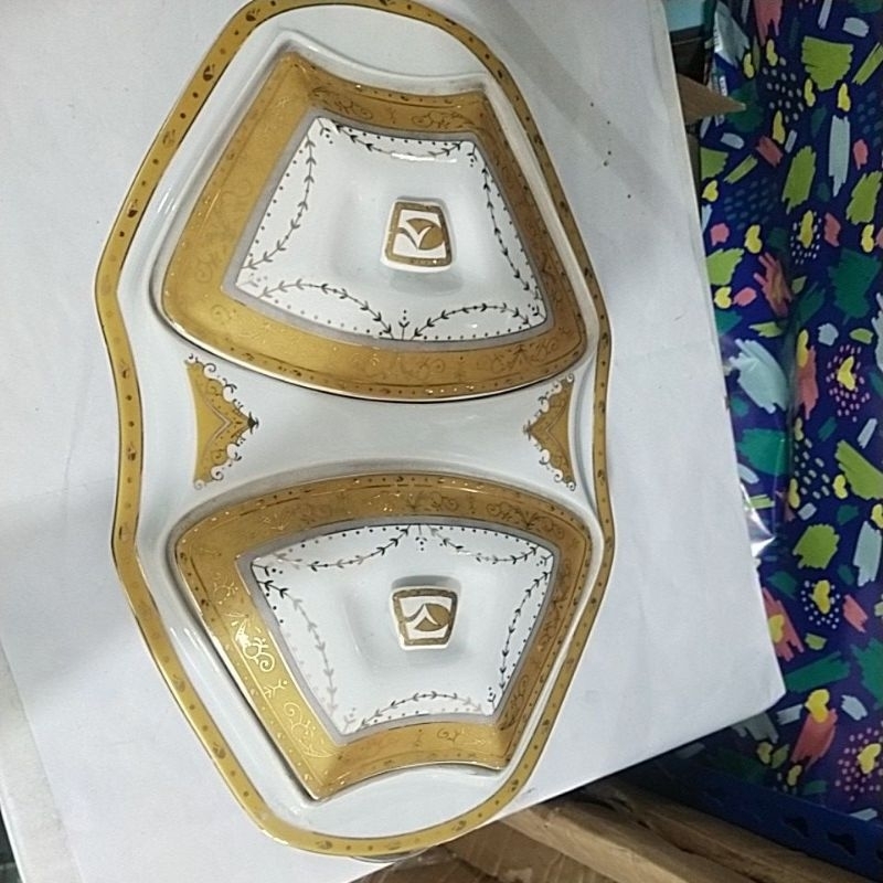 Prasmanan VICENZA /Tempat Sambal Sayur Gandeng 2