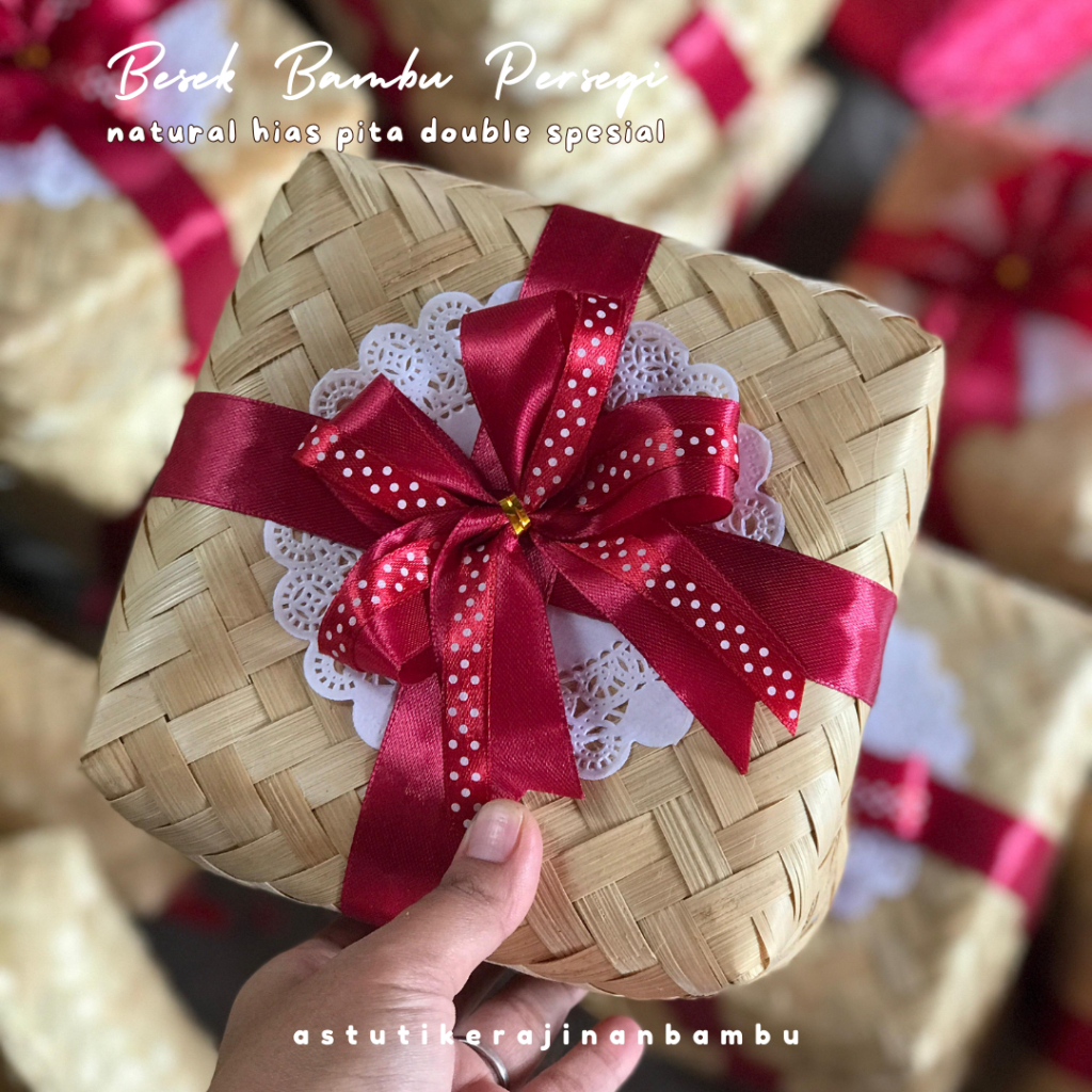 SEPASANG BESEK BAMBU ANYAMAN NATURAL SPESIAL NATAL