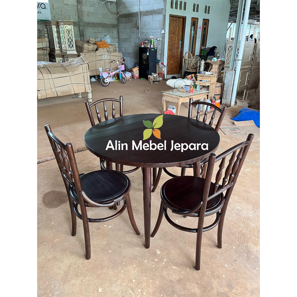 Kursi Cafe, Meja makan Minimalis, Kursi Loboy, Kursi Cafe Minimalis