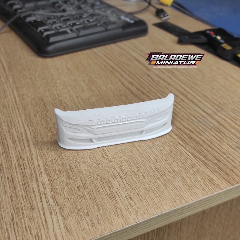 Skala Truk Plastik BEMPER New Patriot Untuk Miniatur