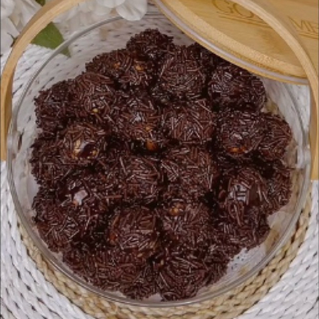 

kue rambutan