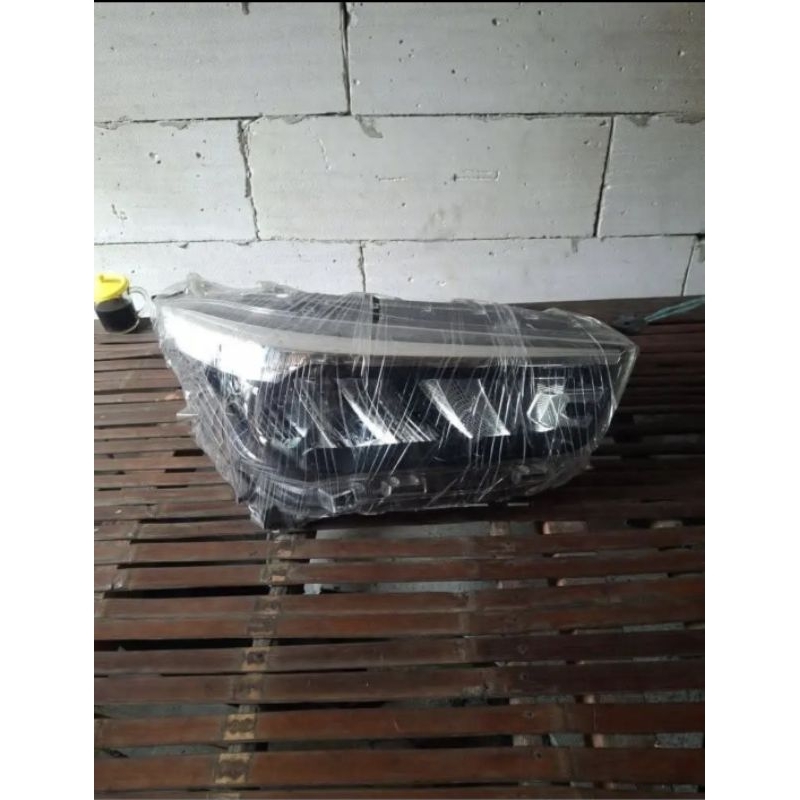 Headlamp Raize/Rocky Kanan